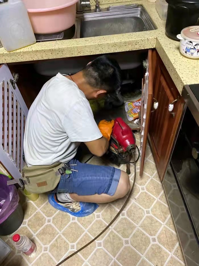 金秀通下水道